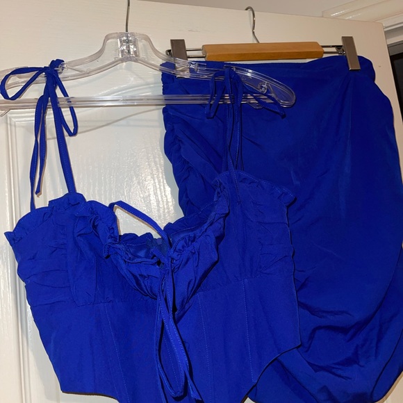 SHEIN 2 piece - Picture 6 of 8